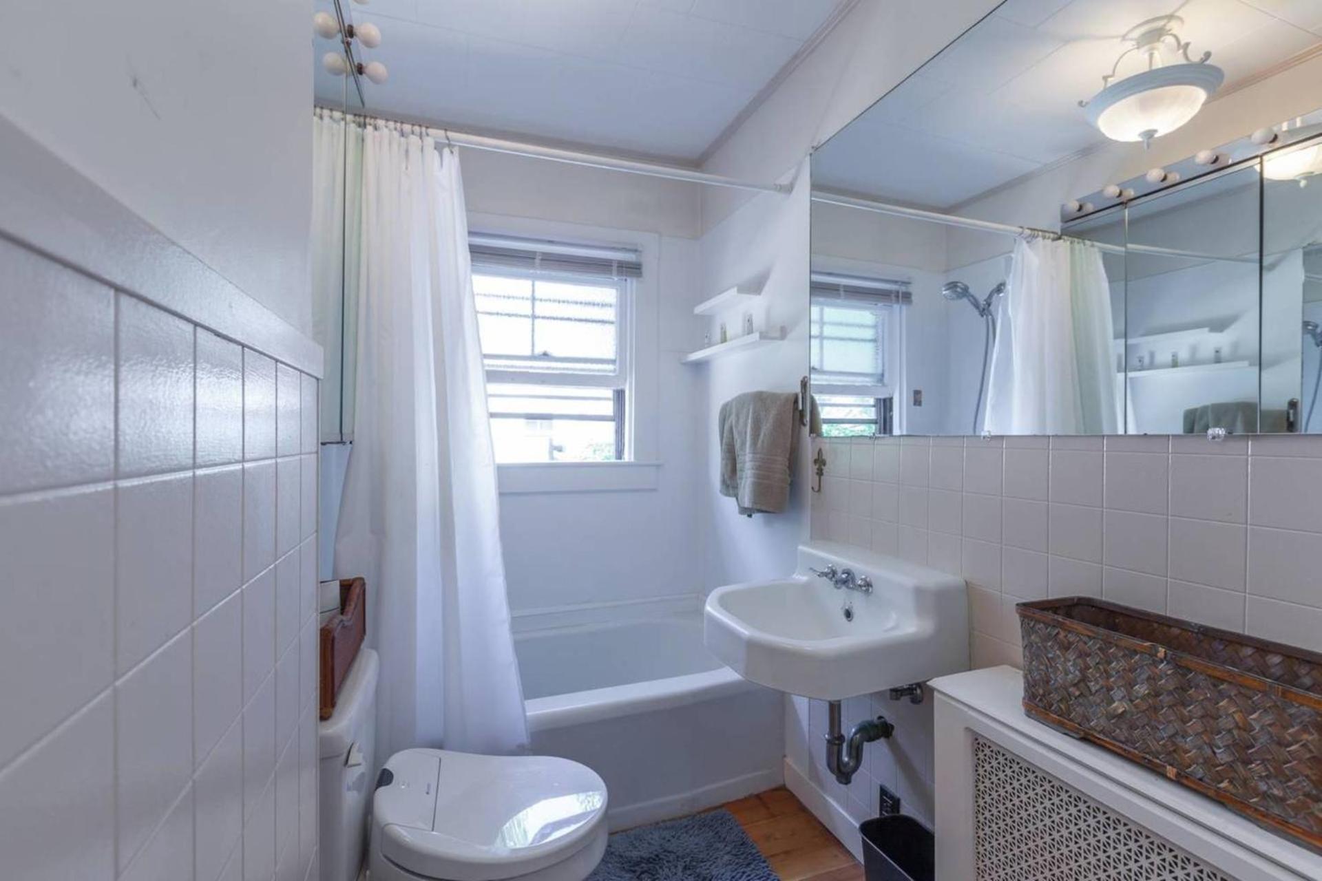 Charming Harvard Victorian Cambridge Eksteriør billede